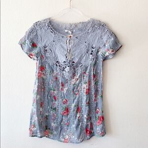 Blue Velvet Vintage Floral Lace Top